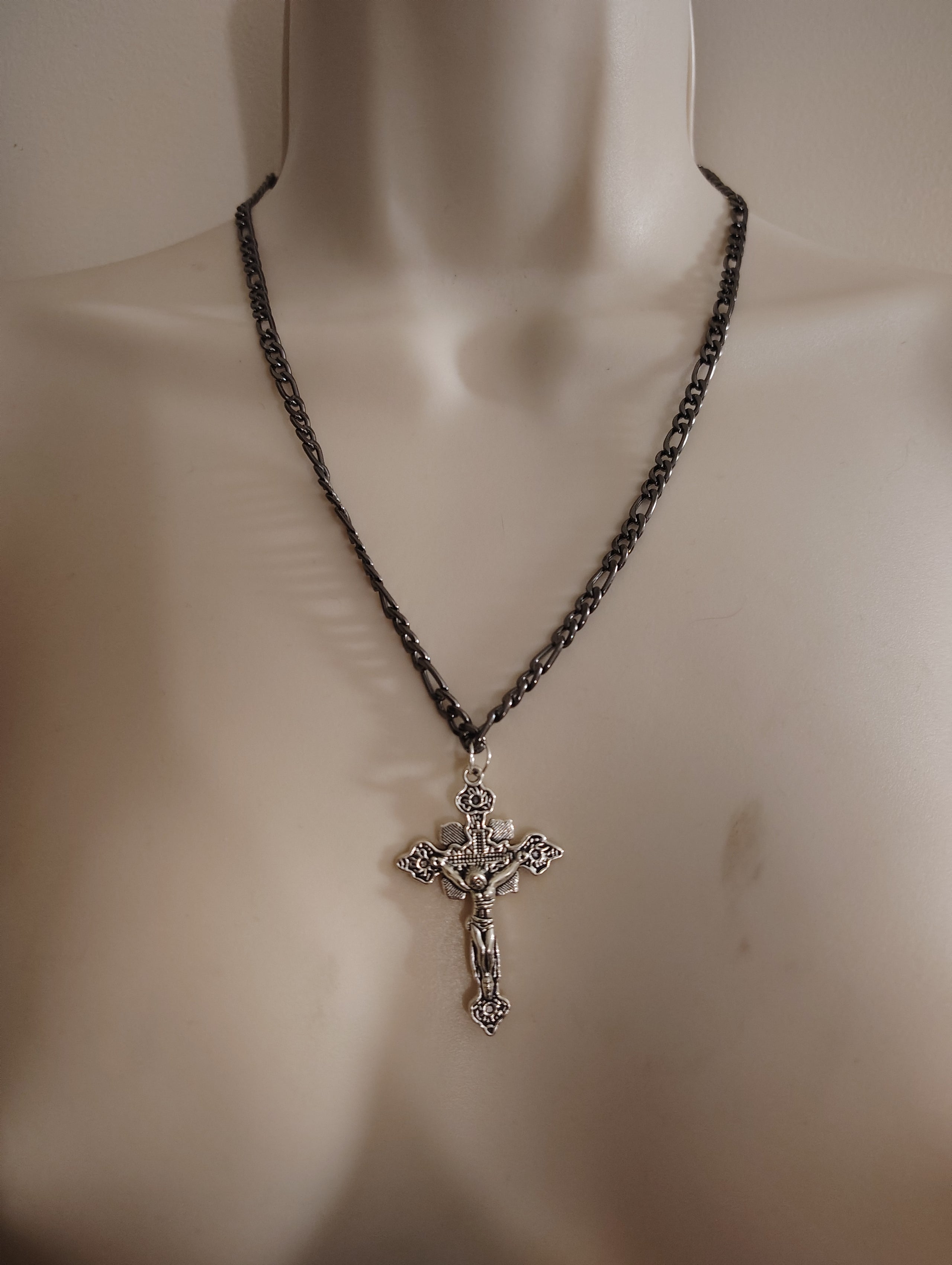 DIY crucifix necklace