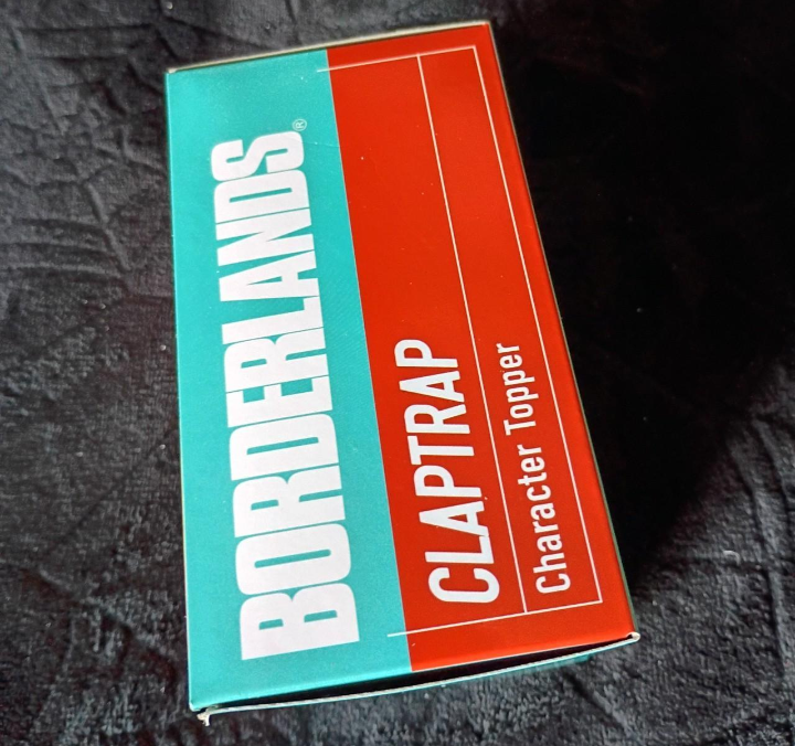 BORDERLANDS CLAPTRAP CHARACTER TOPPER