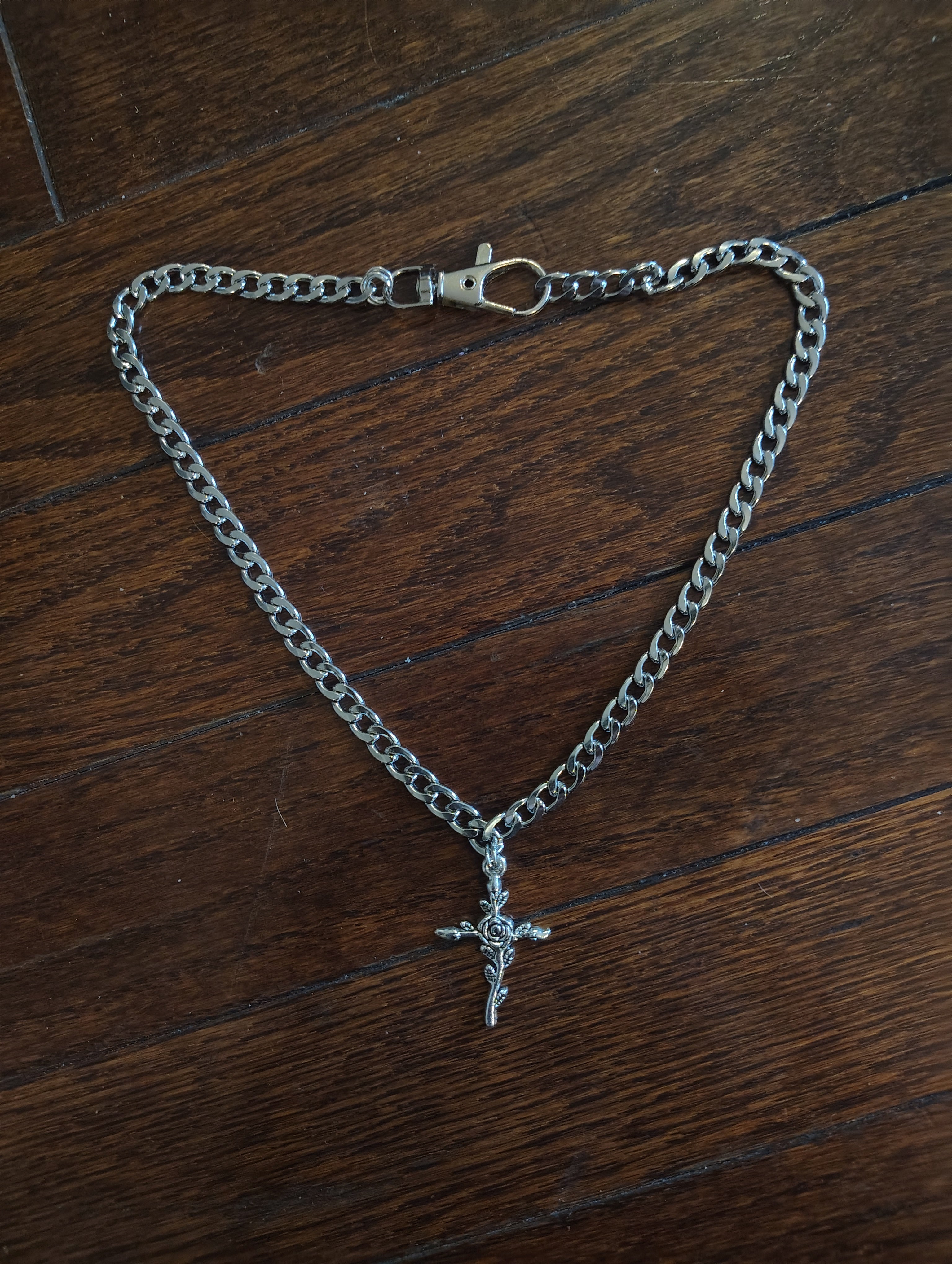 DIY upcycled flower crucifix necklace w. Stainless steel chain